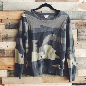 mossimo camo sweater
